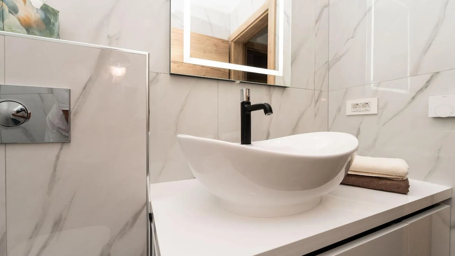 Apartment Adela Vir