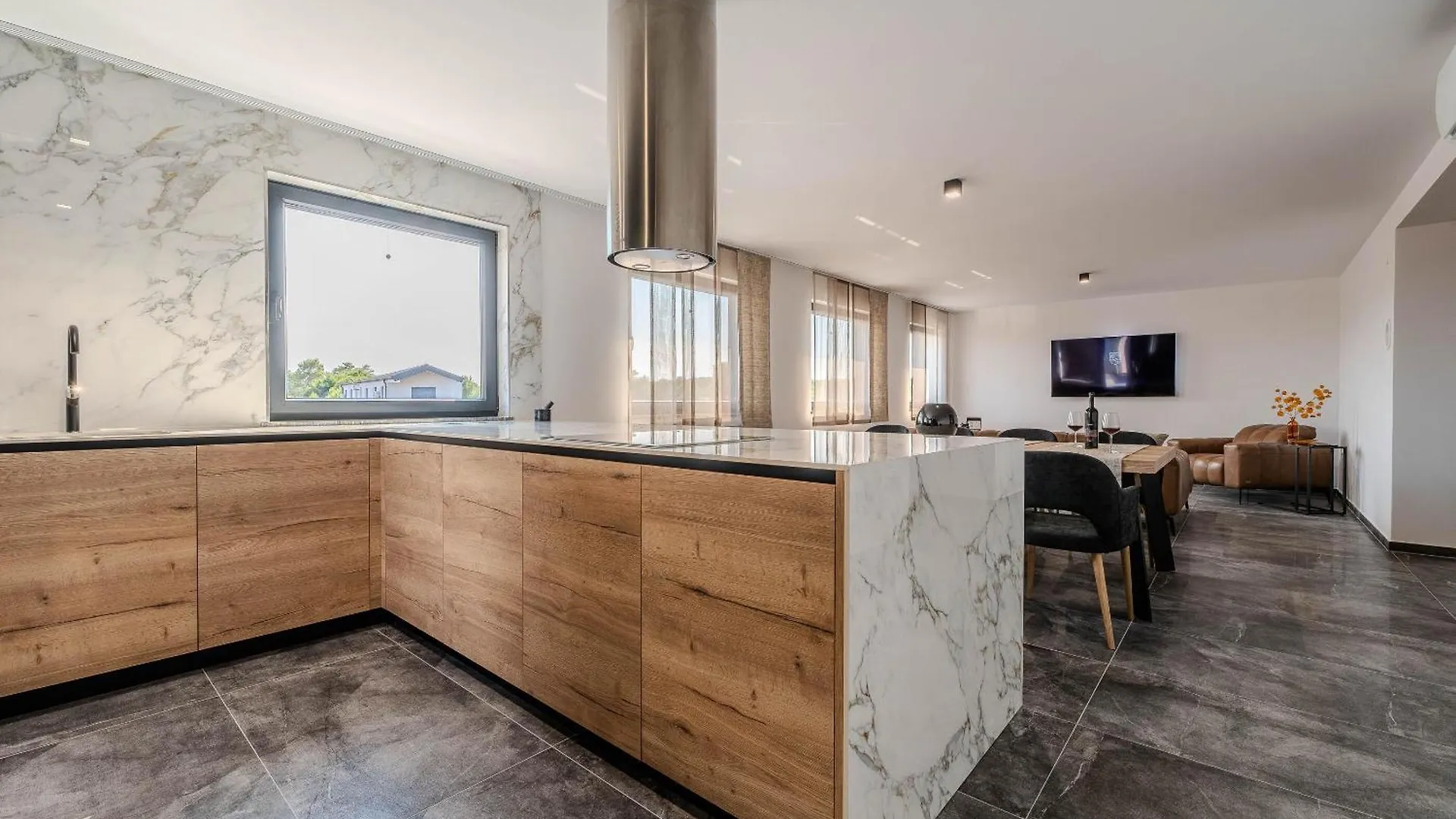 Apartment Adela Vir